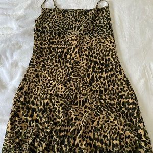 Leopard print dress🤎💚💛